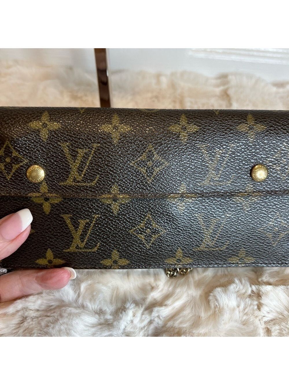 LOUIS VUITTON 2005 LV MONOGRAM ACCORDEON WALLET - Picture 12 of 13